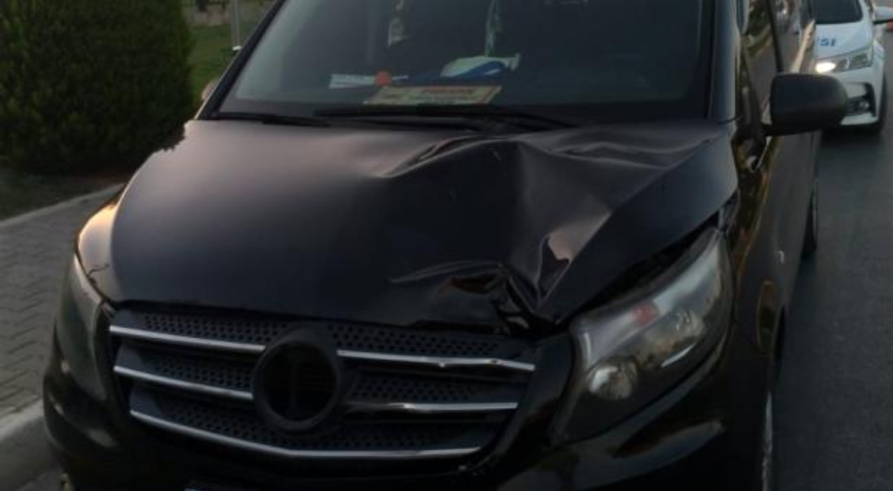 Minibüsün çarptığı genç kız hayatını kaybetti